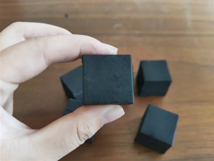 Txiv maj phaub shishha hluav ncaig